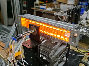 告別熱風(fēng)痛點(diǎn)！線型聚焦加熱器，重新定義HDPE加強(qiáng)筋焊接標(biāo)準(zhǔn)