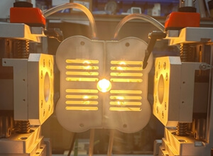 “專精特新企業(yè)”朗普光電—16 年深耕特種光源，賦能科研紅外線加熱全場景需求